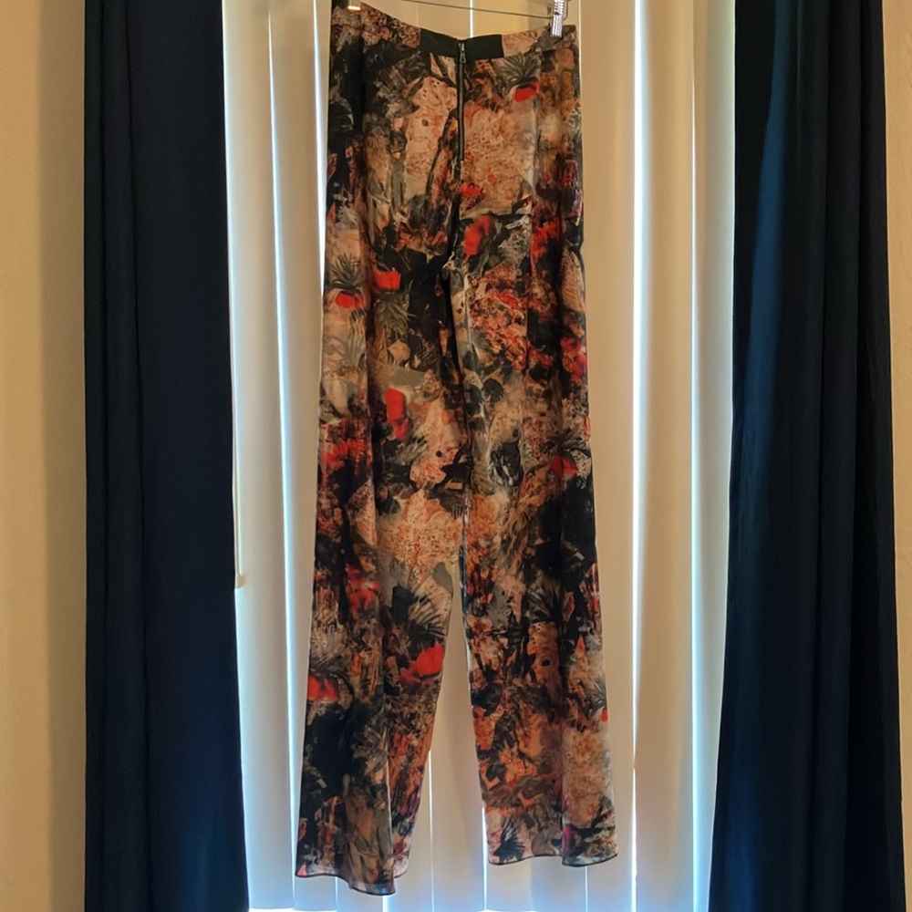 Alice + Olivia Colorful Wide Leg Palazzo Jungle Print Pants - Picture 5 of 6
